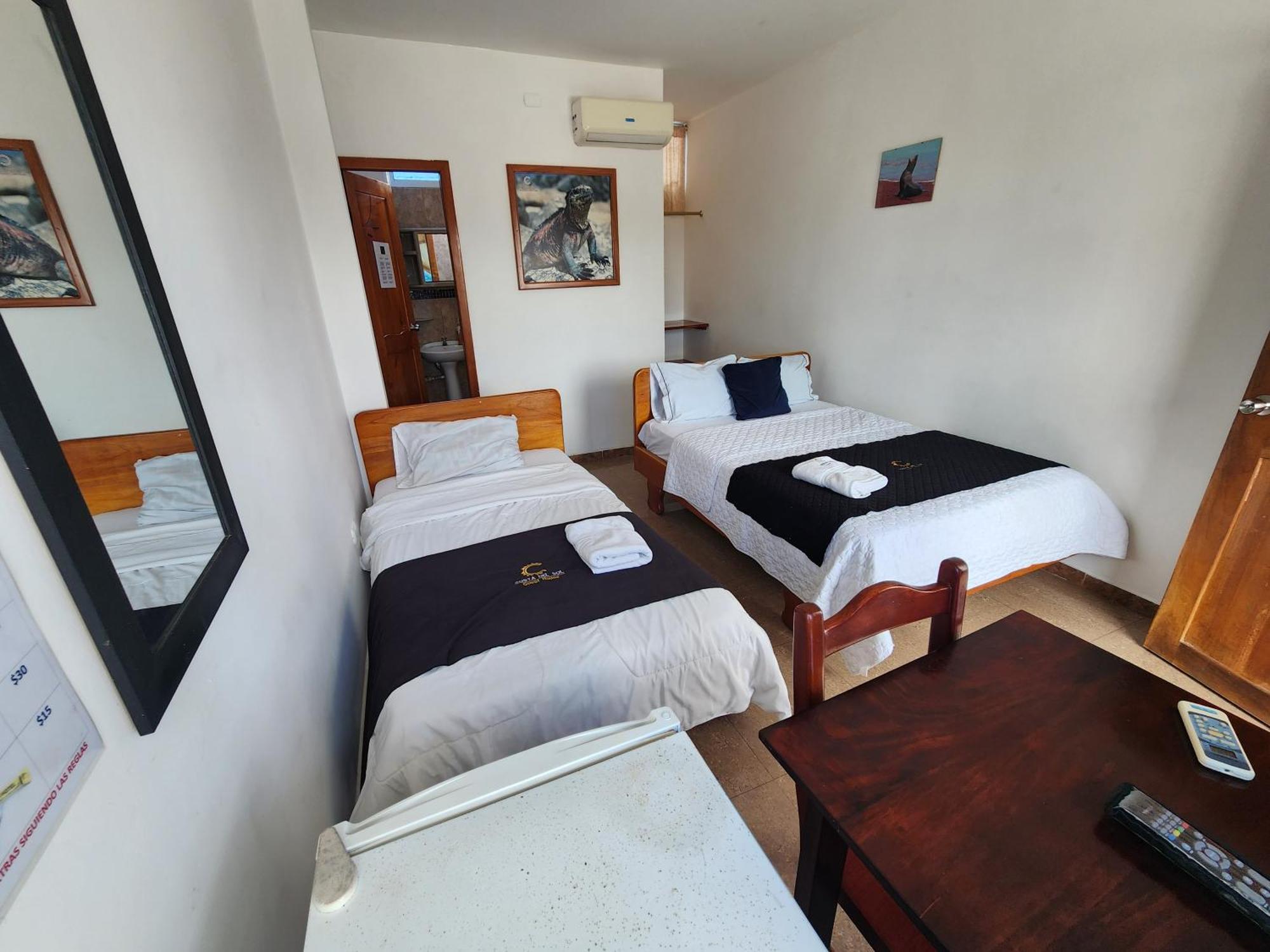 Costa Del Sol Hotel Puerto Ayora  Eksteriør billede