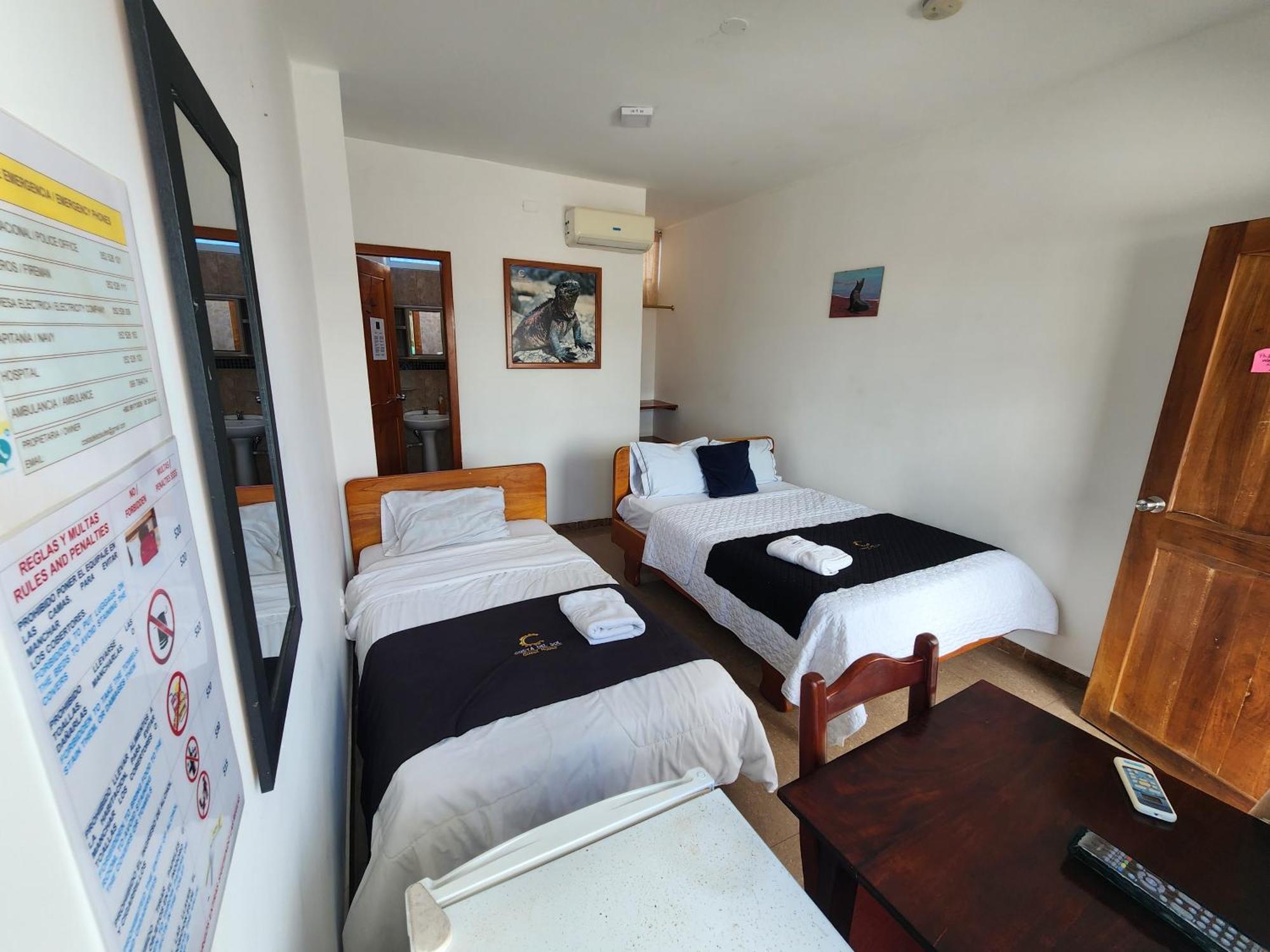 Costa Del Sol Hotel Puerto Ayora  Eksteriør billede